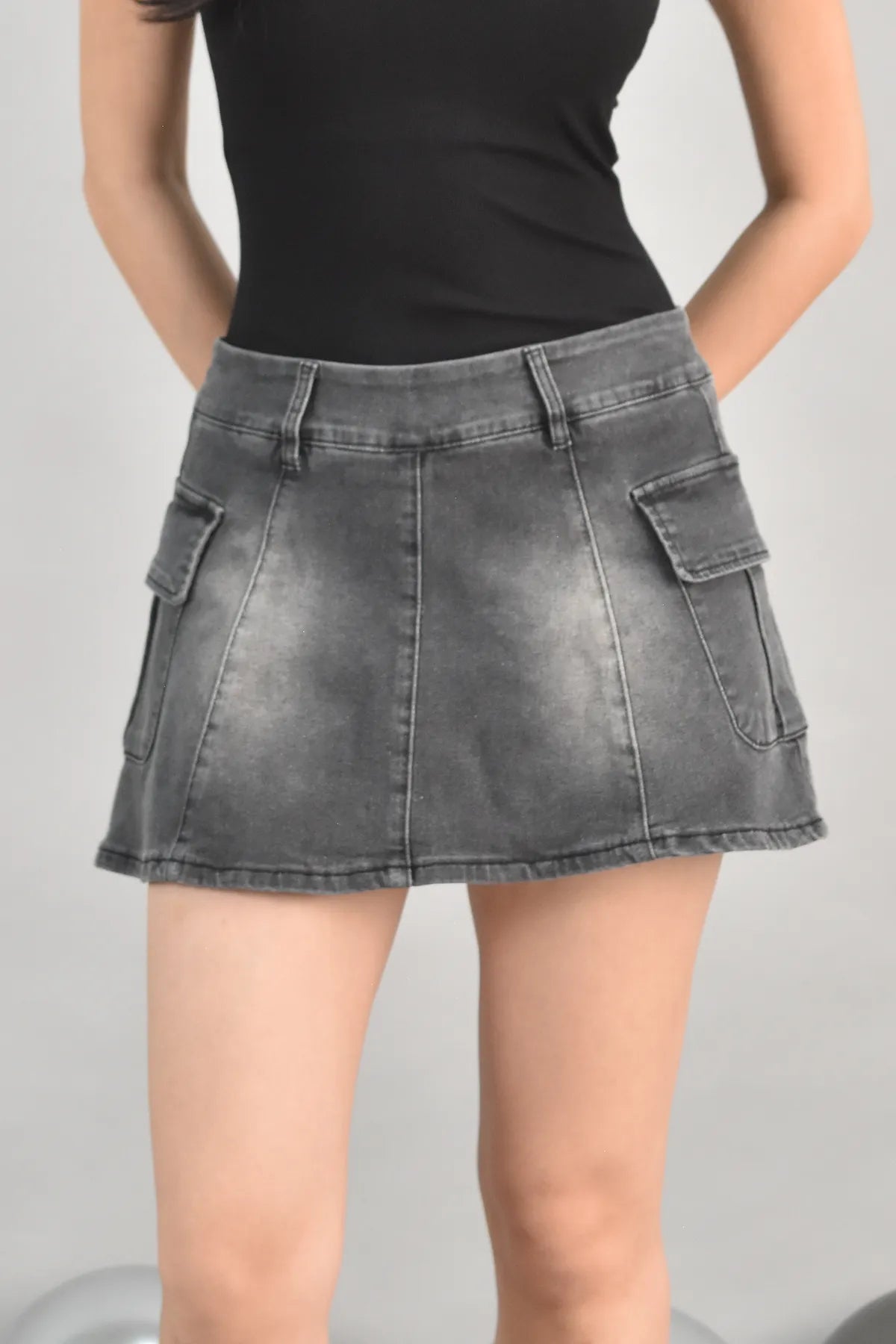 Alexis Two-Way Cargo Vintage Wash Denim Skort
