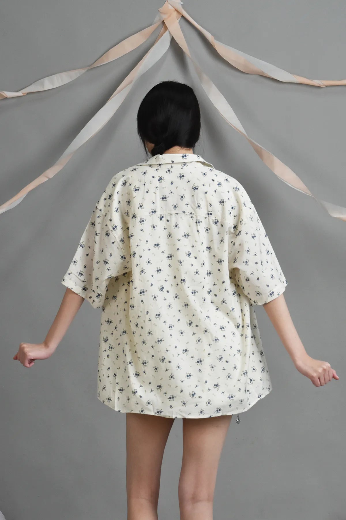 Blossom Broody Collar Short-Sleeved Shirt