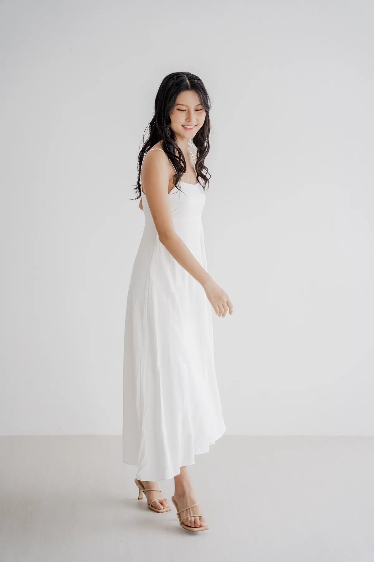 Ariel Linen Swing Maxi Dress