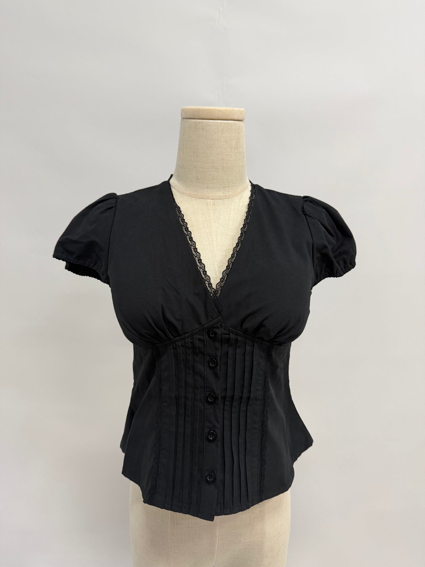 *PRELAUNCH* Elise Cap Sleeves Top