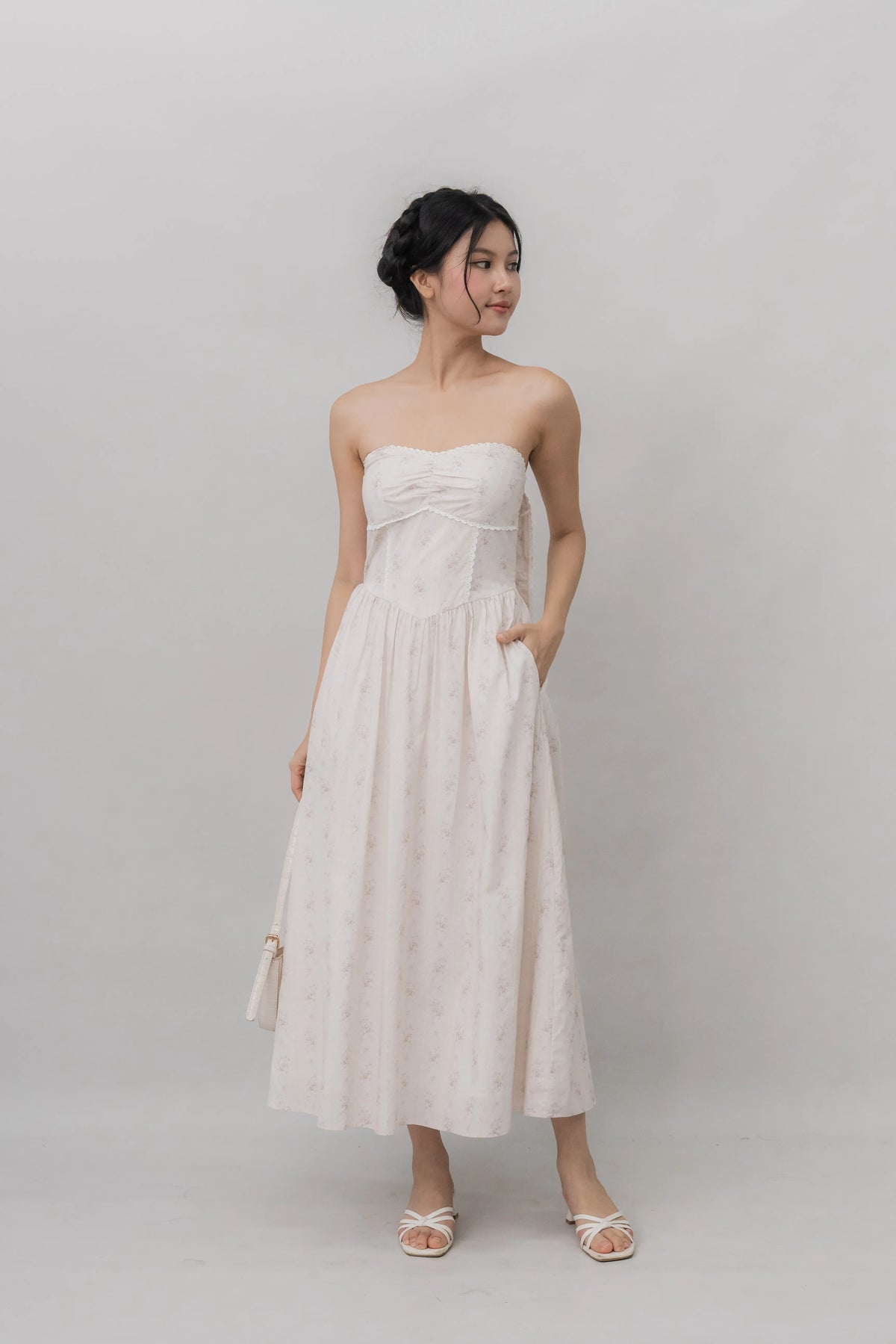 Elora Ribbon Tie Padded Maxi Dress