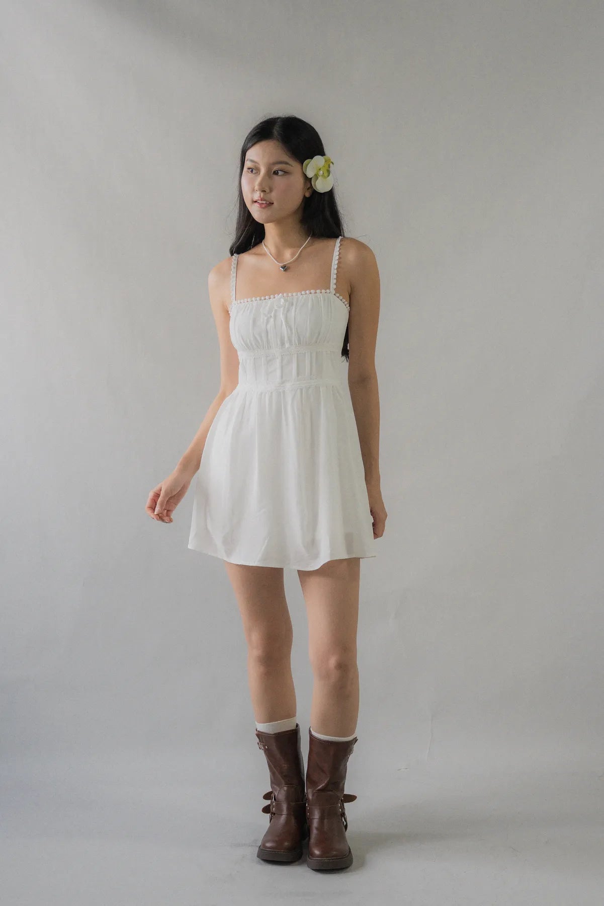 (Backorder) Elysia Ribbon Pintuck Padded Mini Romper Dress