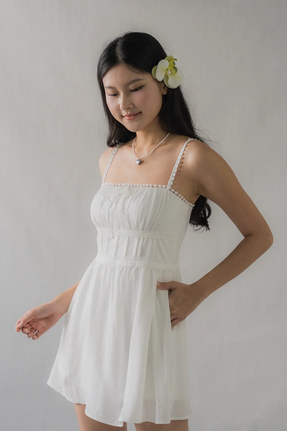 (Backorder) Elysia Ribbon Pintuck Padded Mini Romper Dress