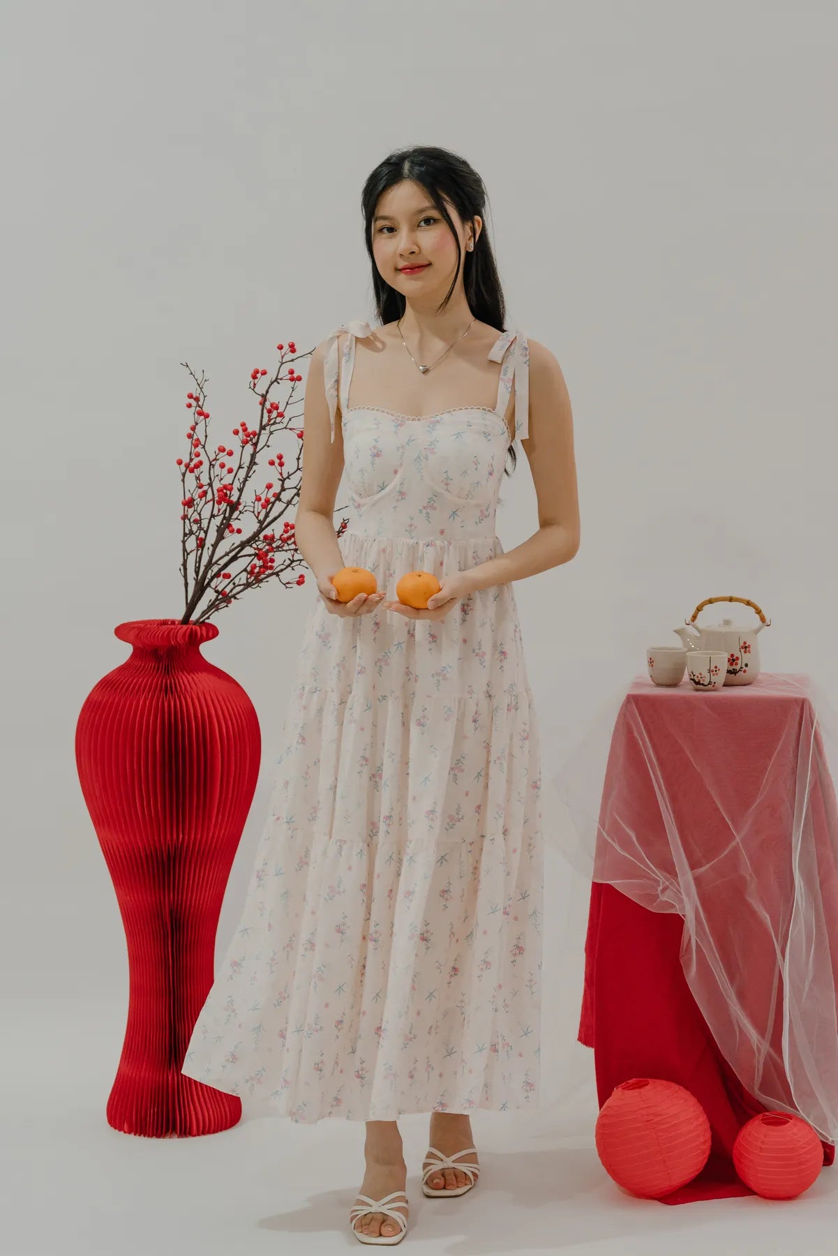 Carris Scallop Trim Sweetheart Floral Dress