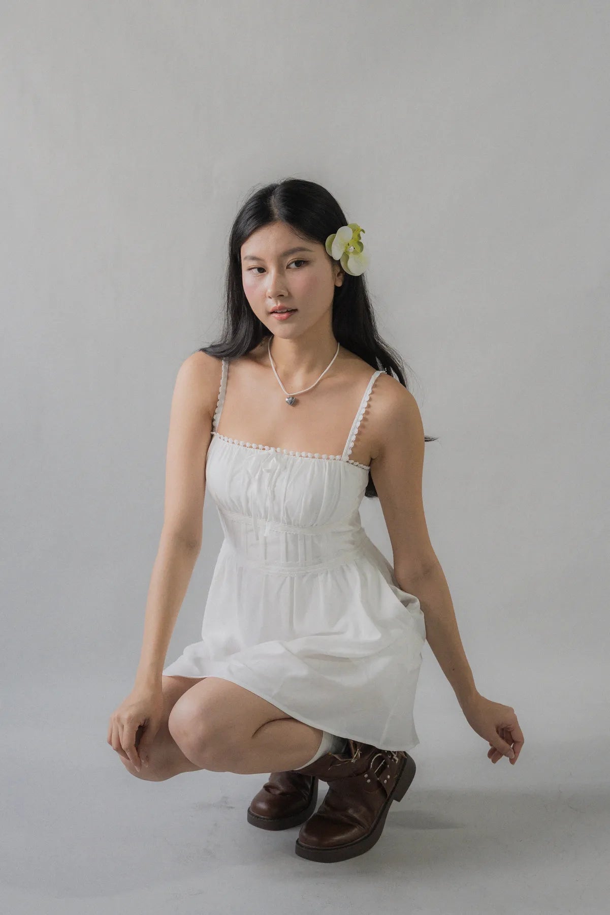 (Backorder) Elysia Ribbon Pintuck Padded Mini Romper Dress