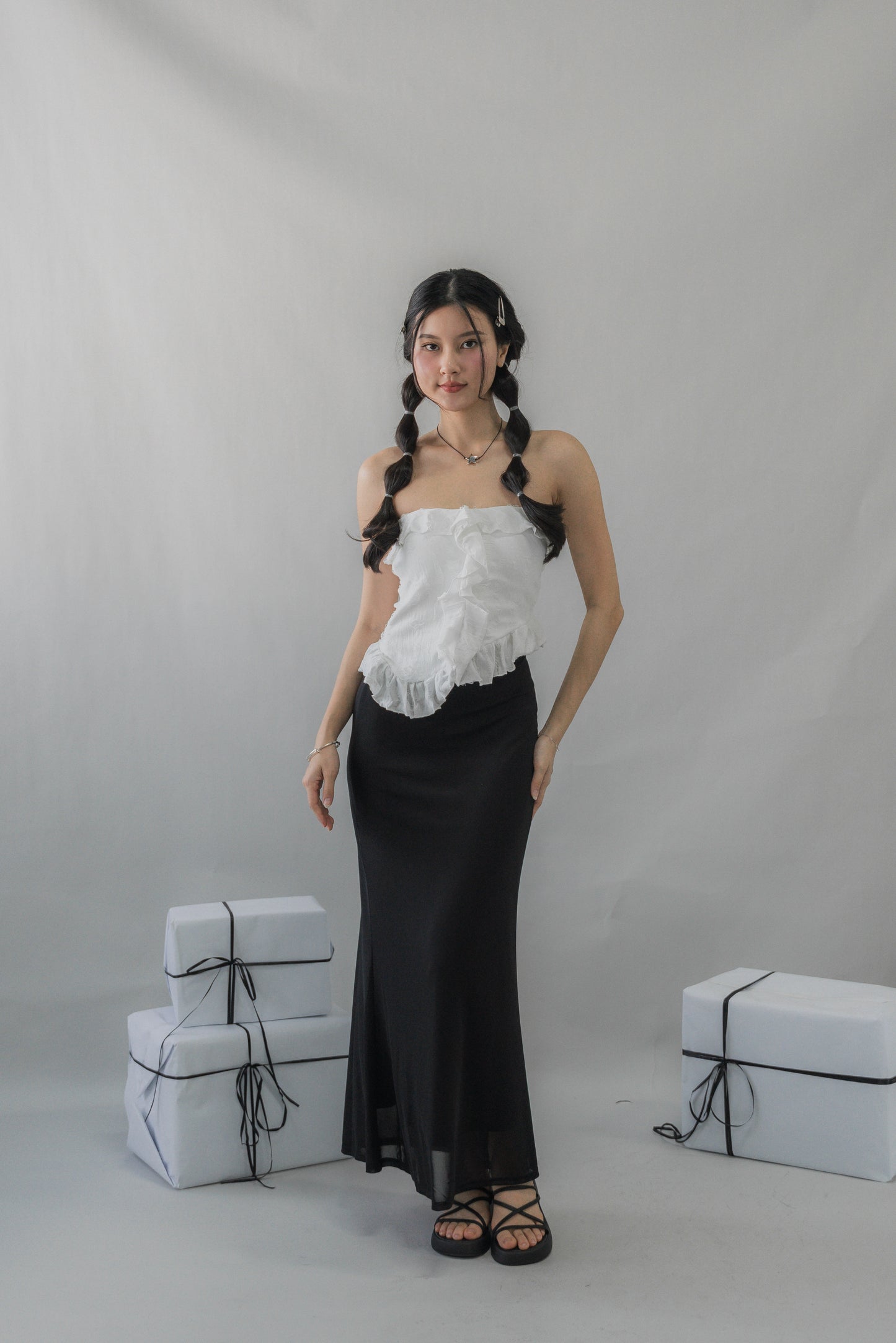 (PREORDER) Denise Distressed Padded Tube Top