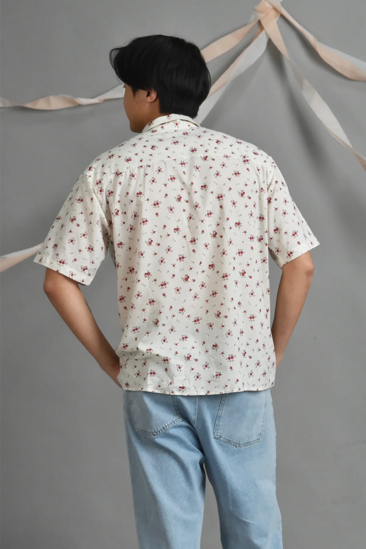 Blossom Broody Collar Short-Sleeved Shirt