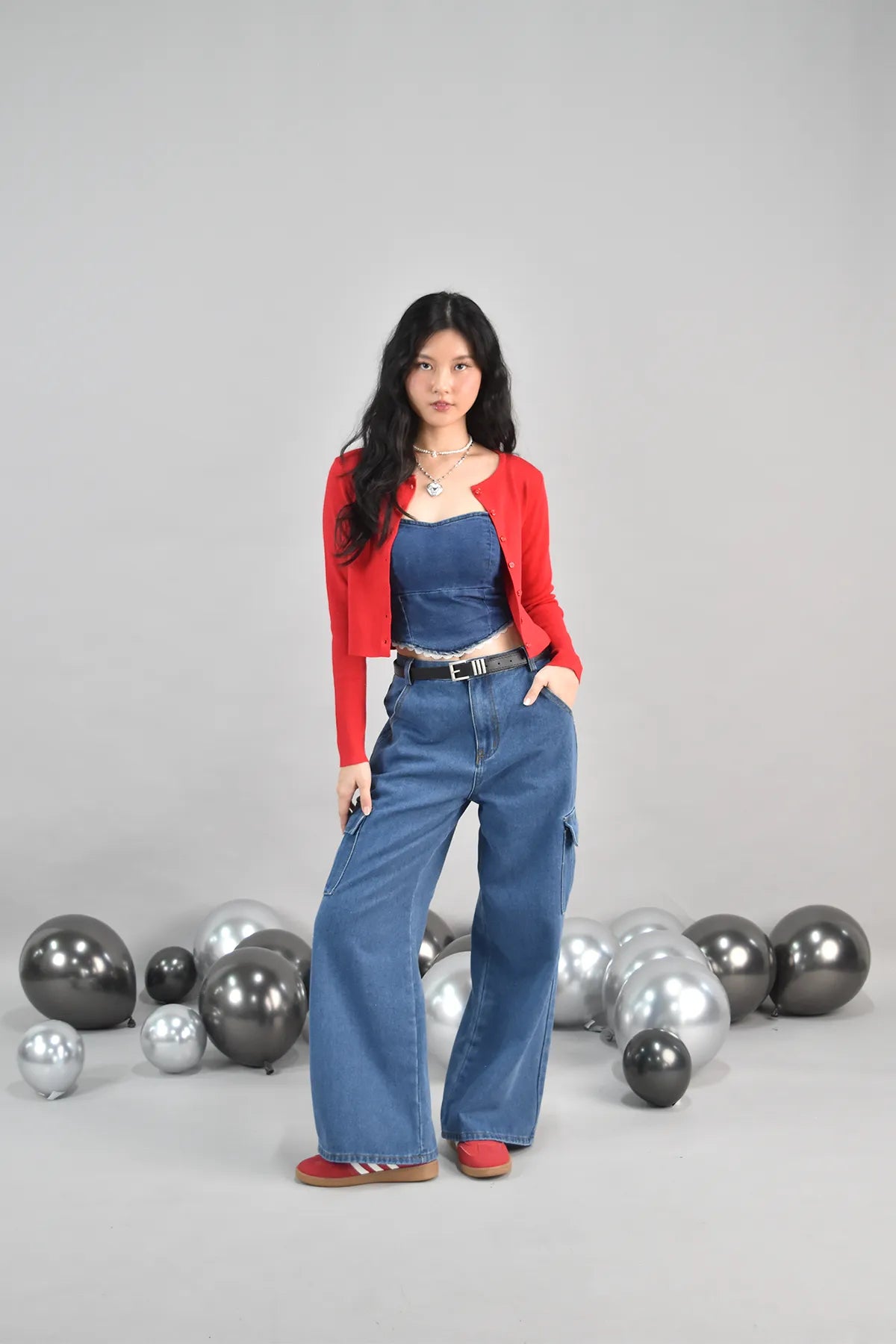 Mindy Crew Neck Floral Button Knitted Cardigan