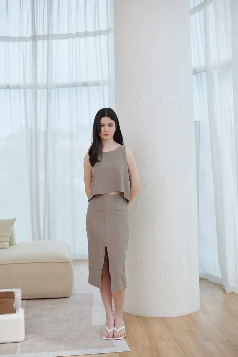 Rhea Front Slit Pencil Skirt