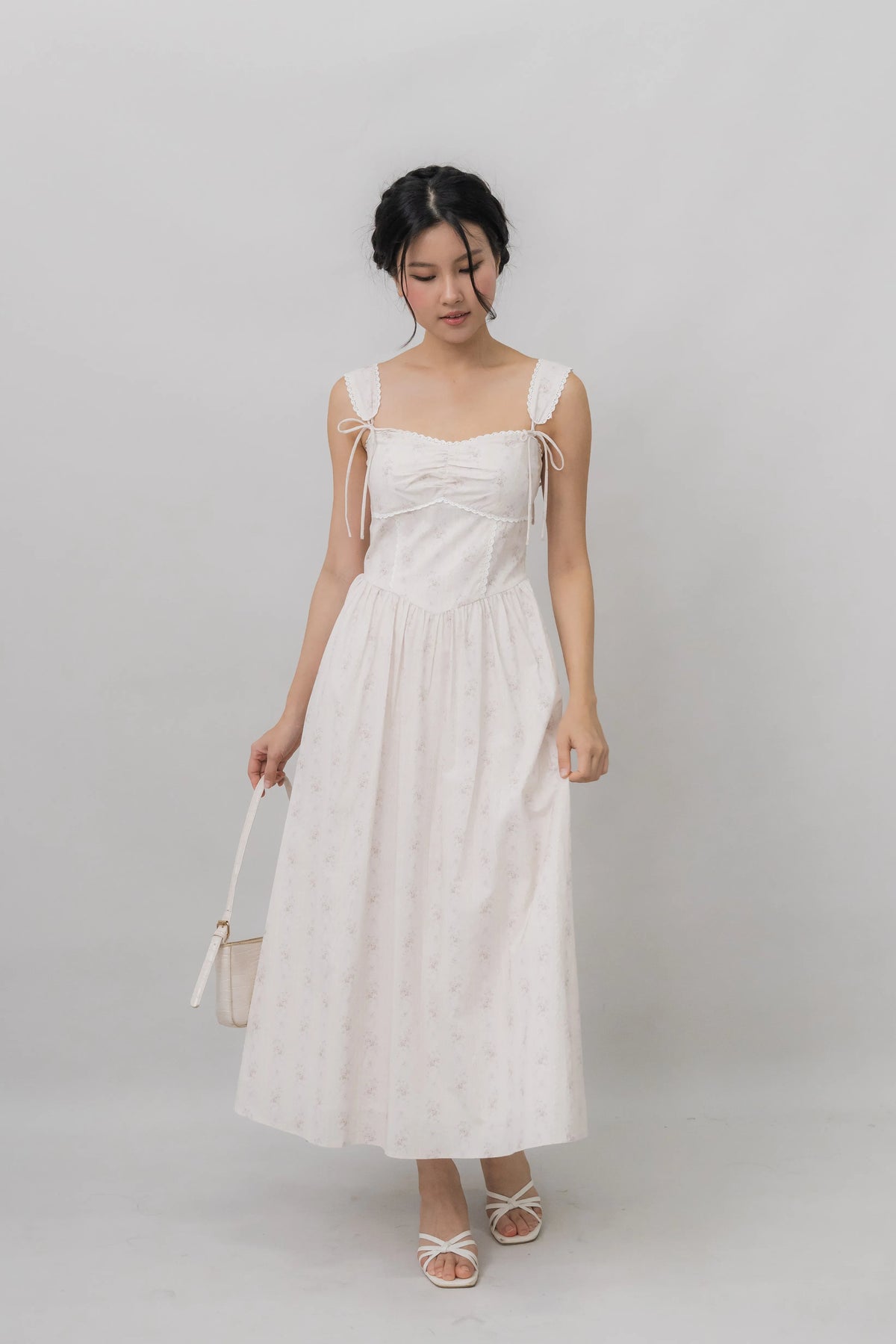 Elora Ribbon Tie Padded Maxi Dress