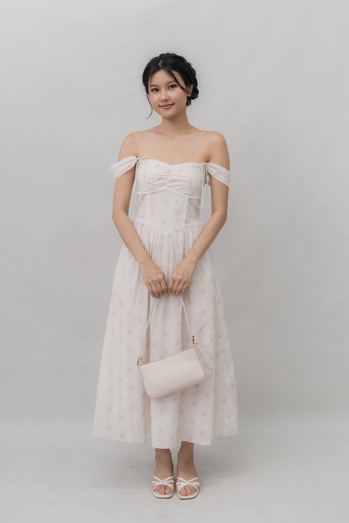 Elora Ribbon Tie Padded Maxi Dress