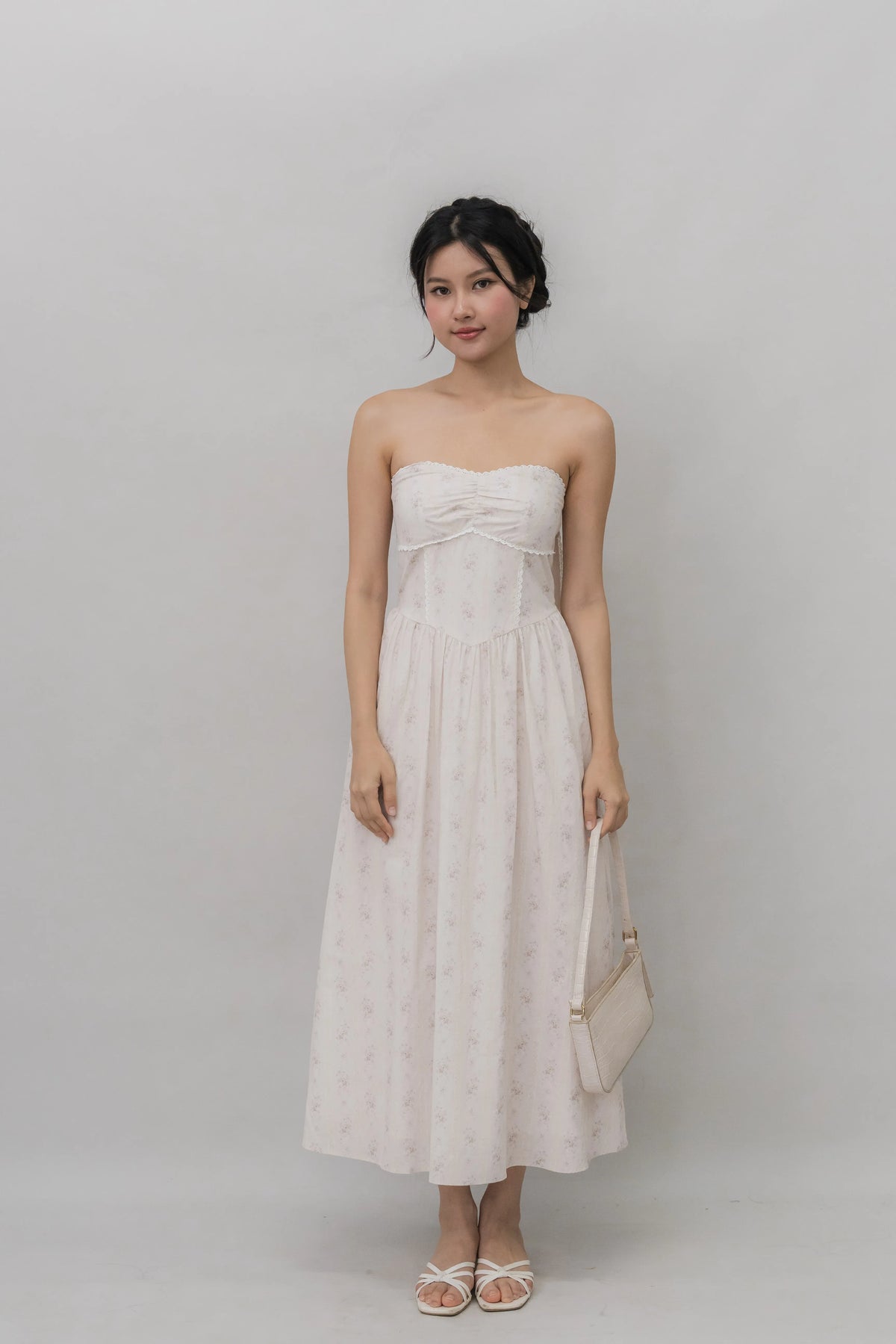 Elora Ribbon Tie Padded Maxi Dress