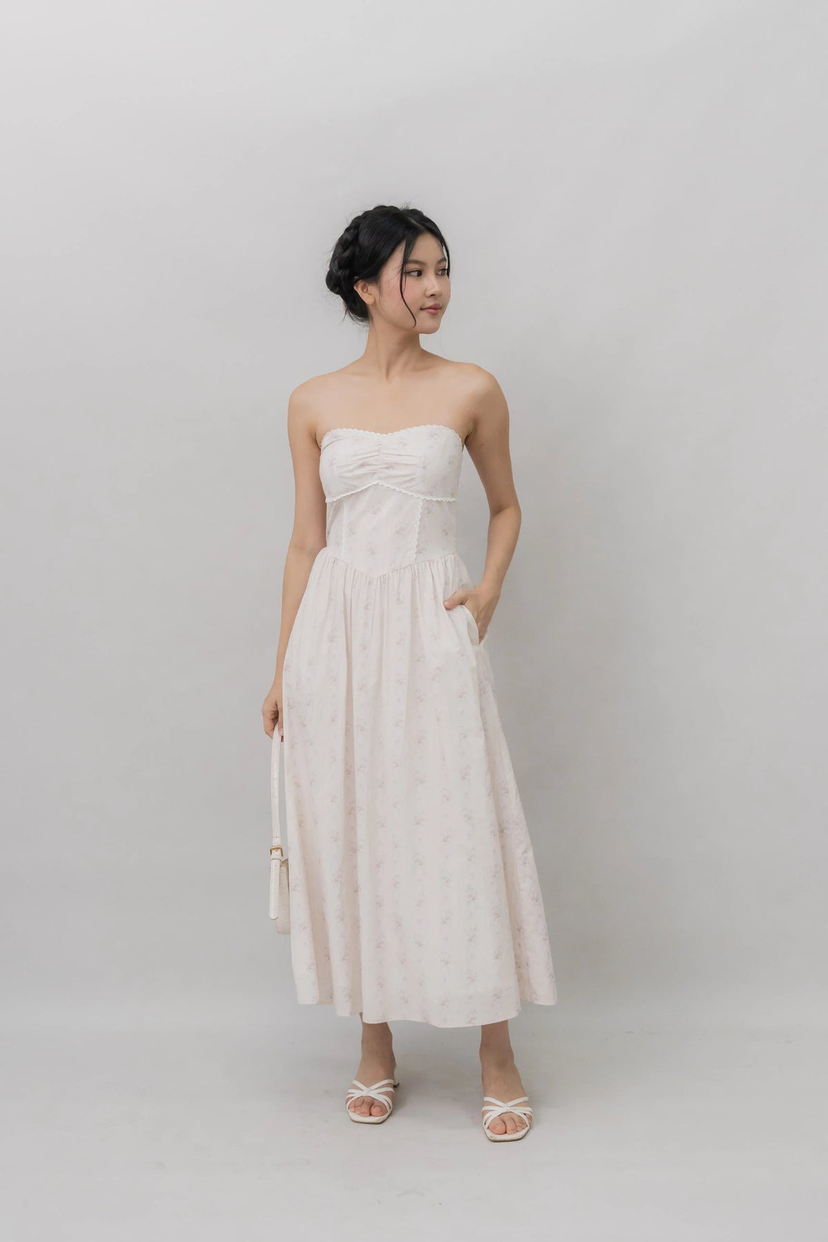 Elora Ribbon Tie Padded Maxi Dress
