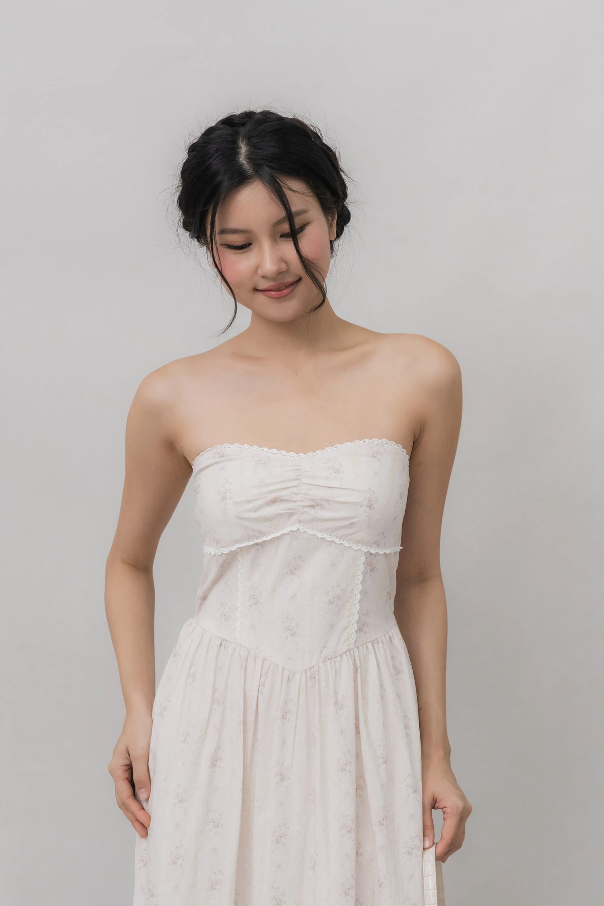 Elora Ribbon Tie Padded Maxi Dress
