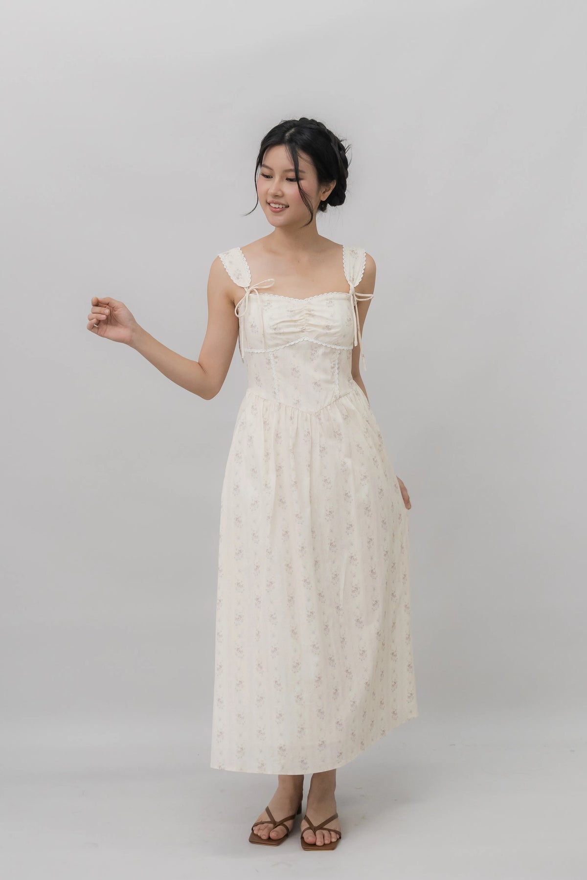 Elora Ribbon Tie Padded Maxi Dress