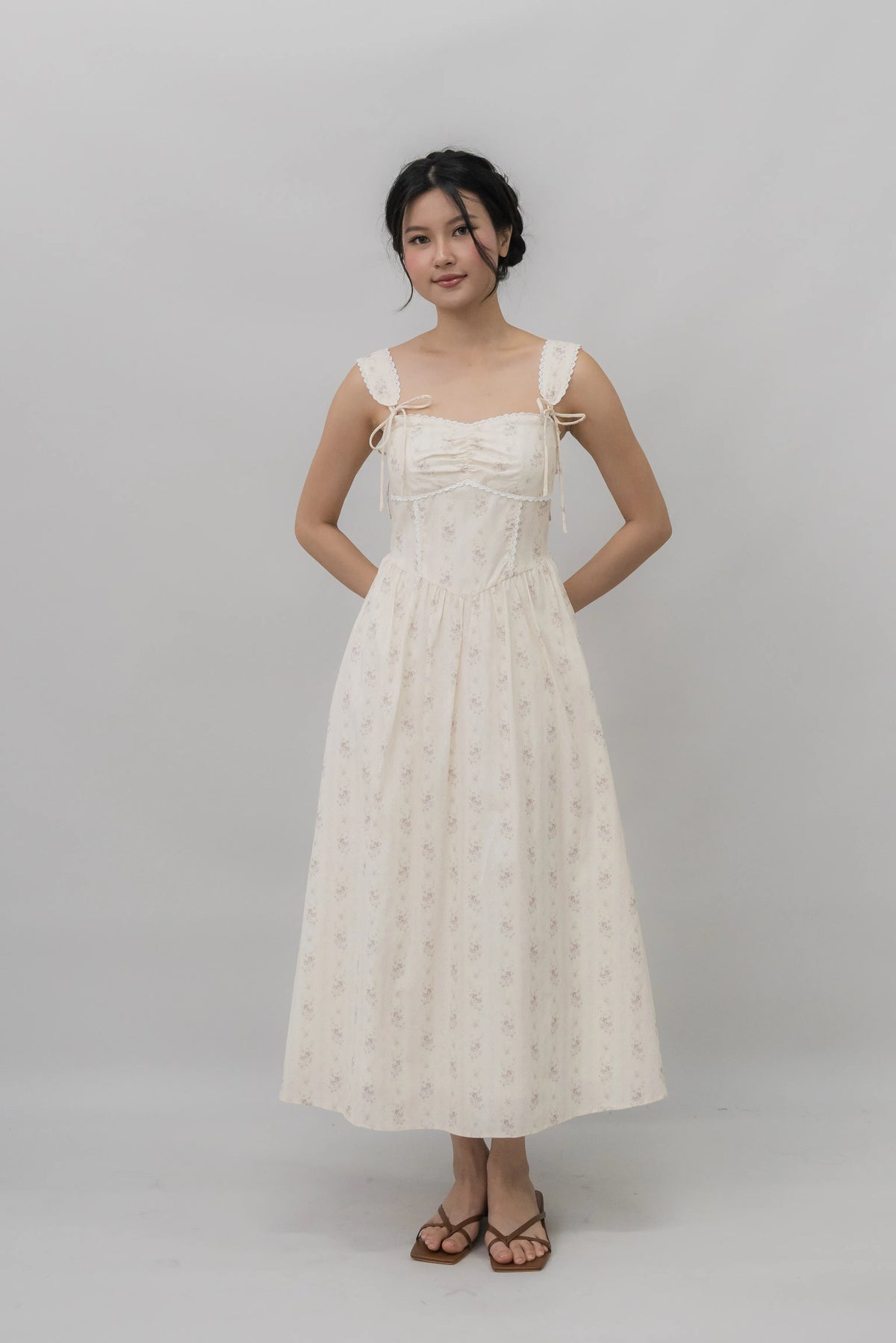 Elora Ribbon Tie Padded Maxi Dress