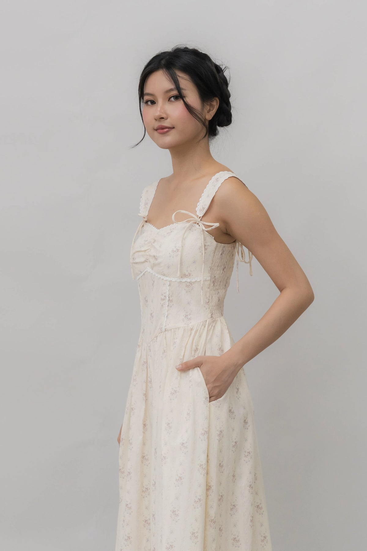 Elora Ribbon Tie Padded Maxi Dress
