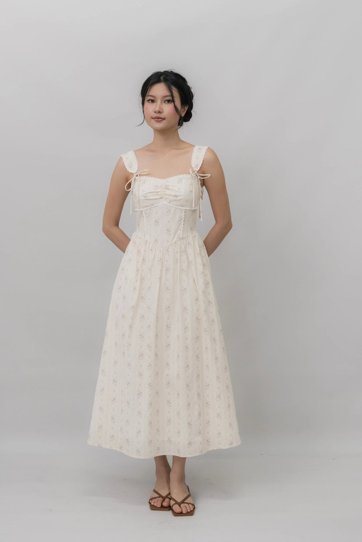 Elora Ribbon Tie Padded Maxi Dress