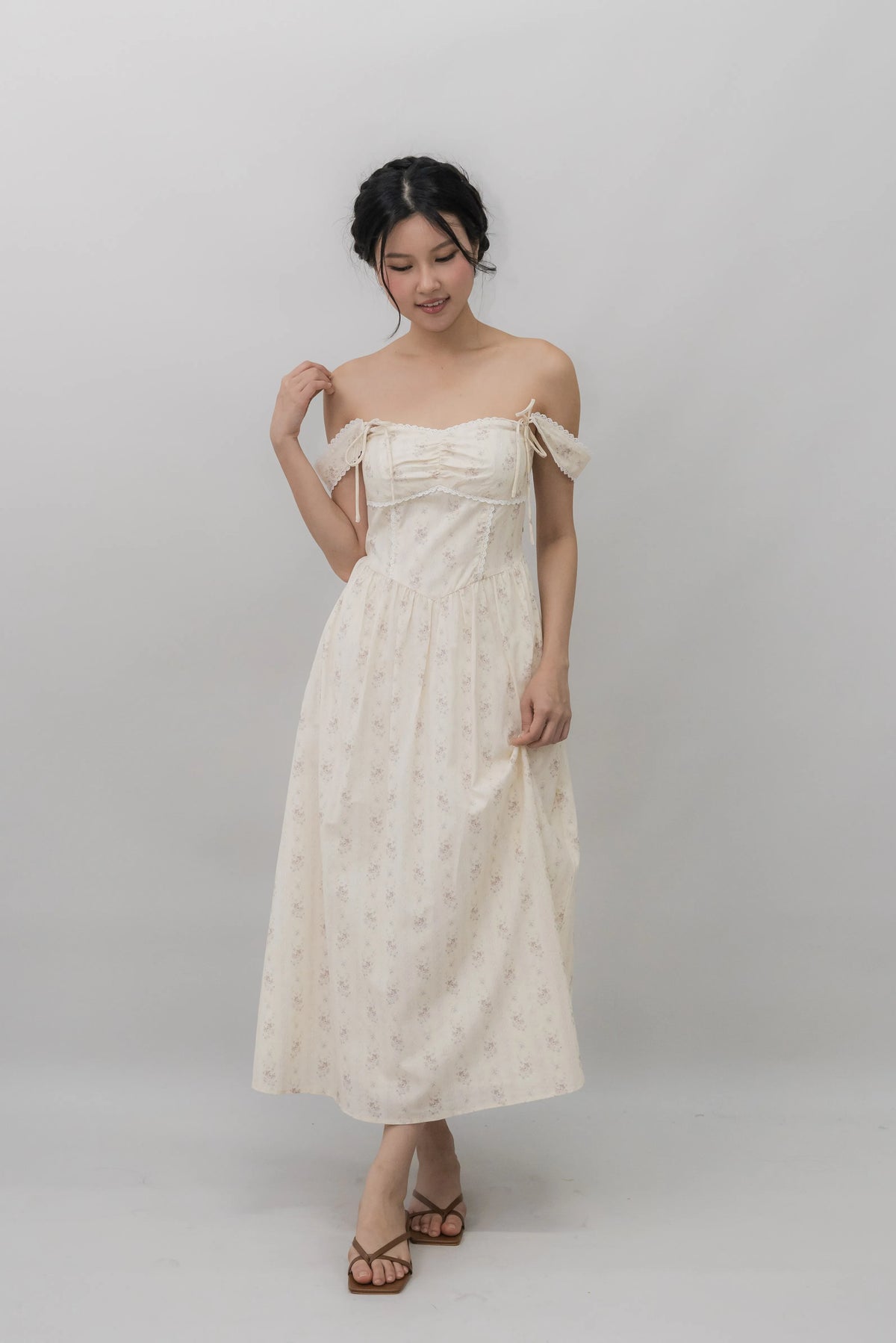 Elora Ribbon Tie Padded Maxi Dress