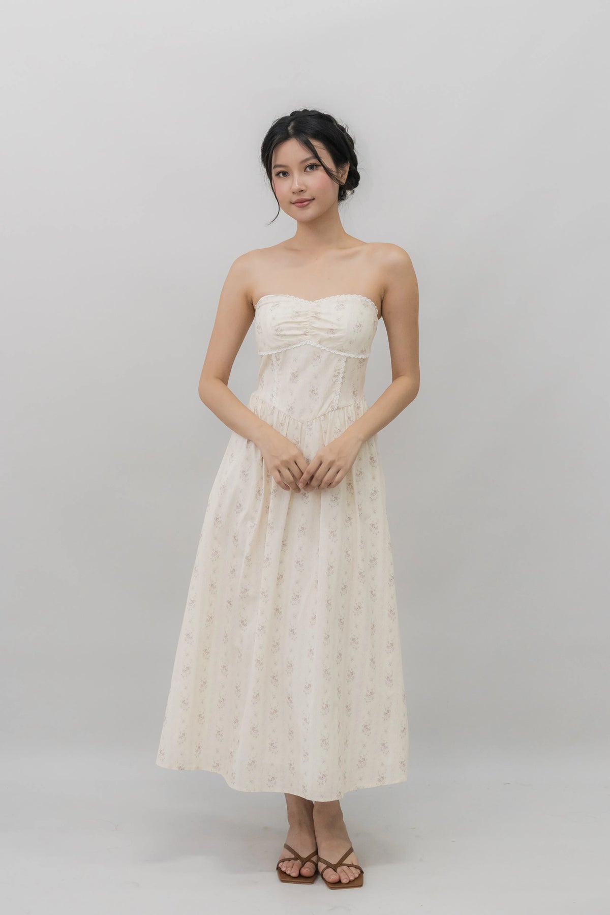 Elora Ribbon Tie Padded Maxi Dress