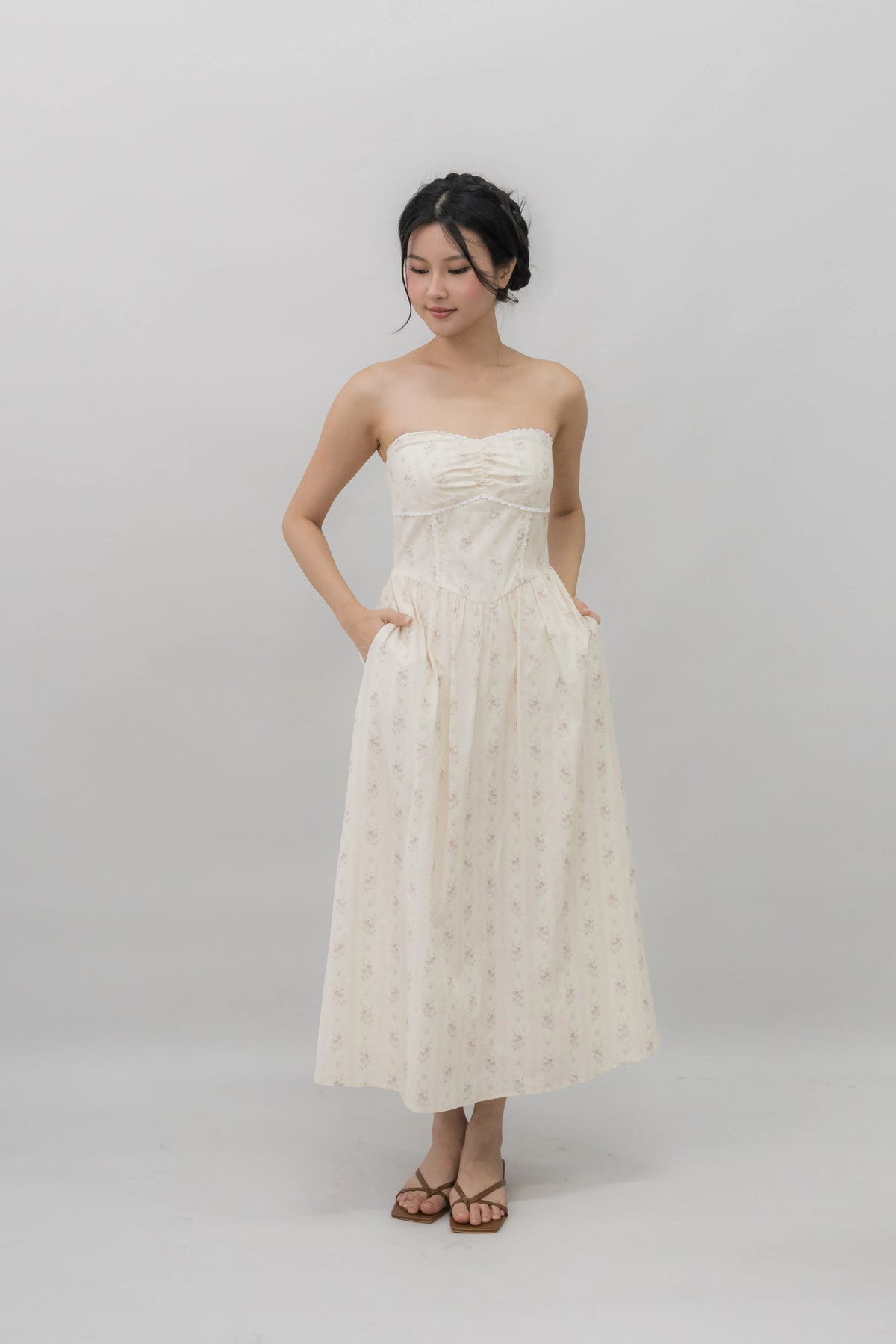 Elora Ribbon Tie Padded Maxi Dress
