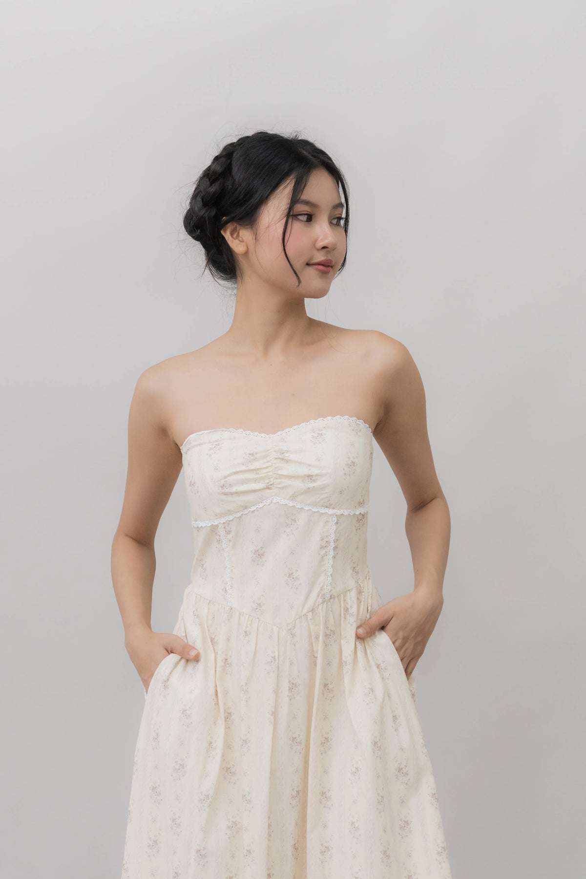 Elora Ribbon Tie Padded Maxi Dress