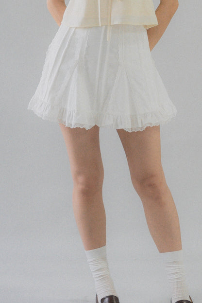 Teressa Pintuck Lace Trimming Flare Skort