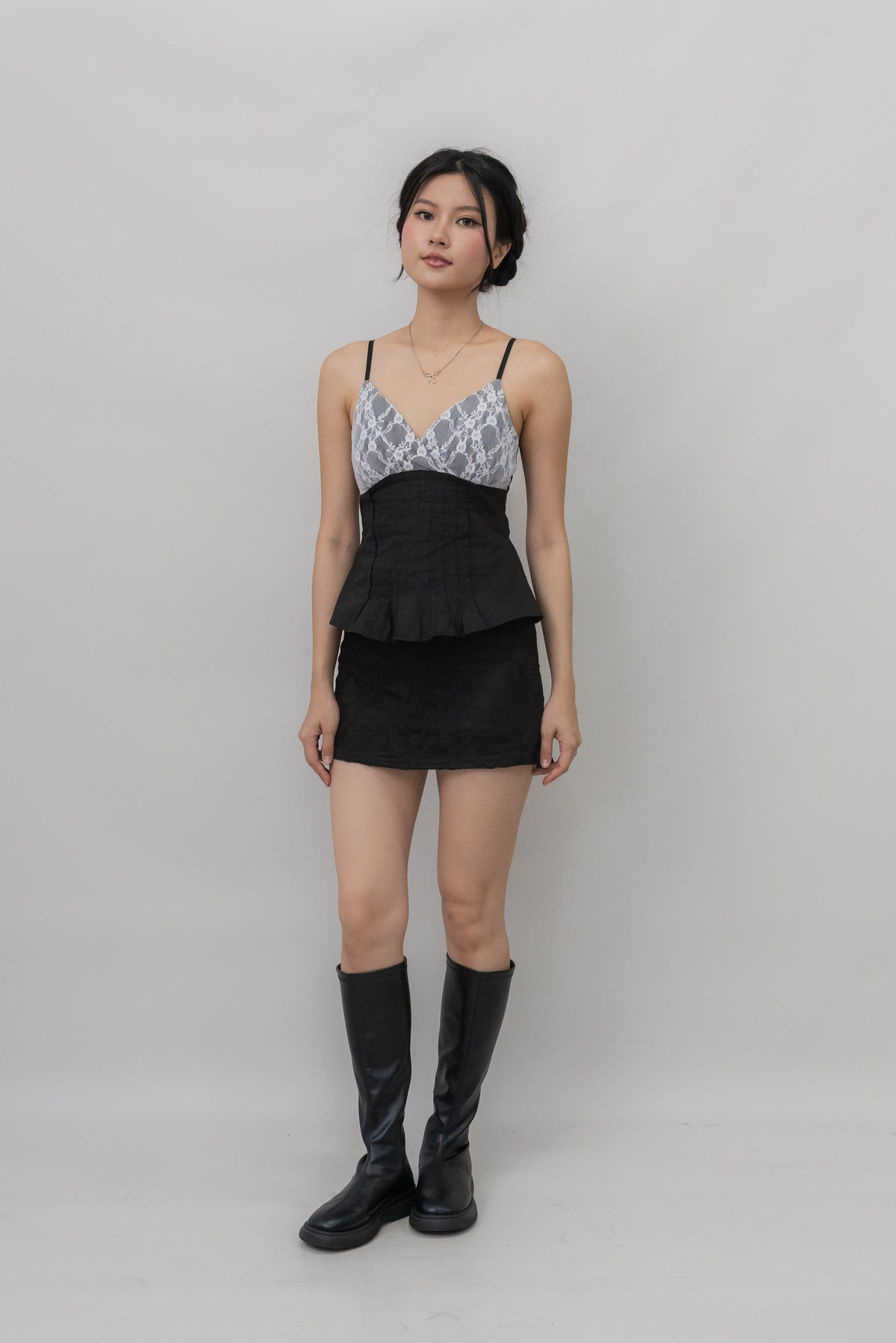 *PRELAUNCH* [CLOUD MESH] Dewy Mini Skort Lace Version