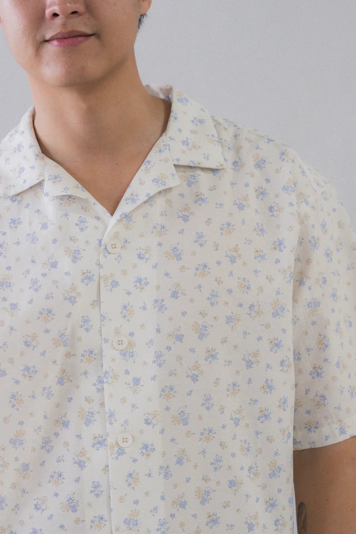 [COL YORI] Yori Collared Short Sleeve Shirt