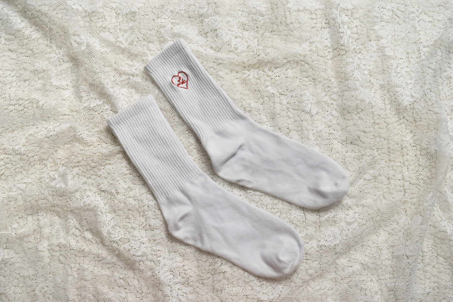 LIKKA Red Heart Logo Embroidered Mid Rise Cotton Socks